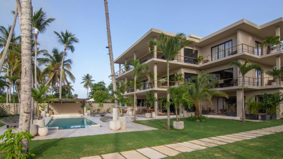 Coconut house10