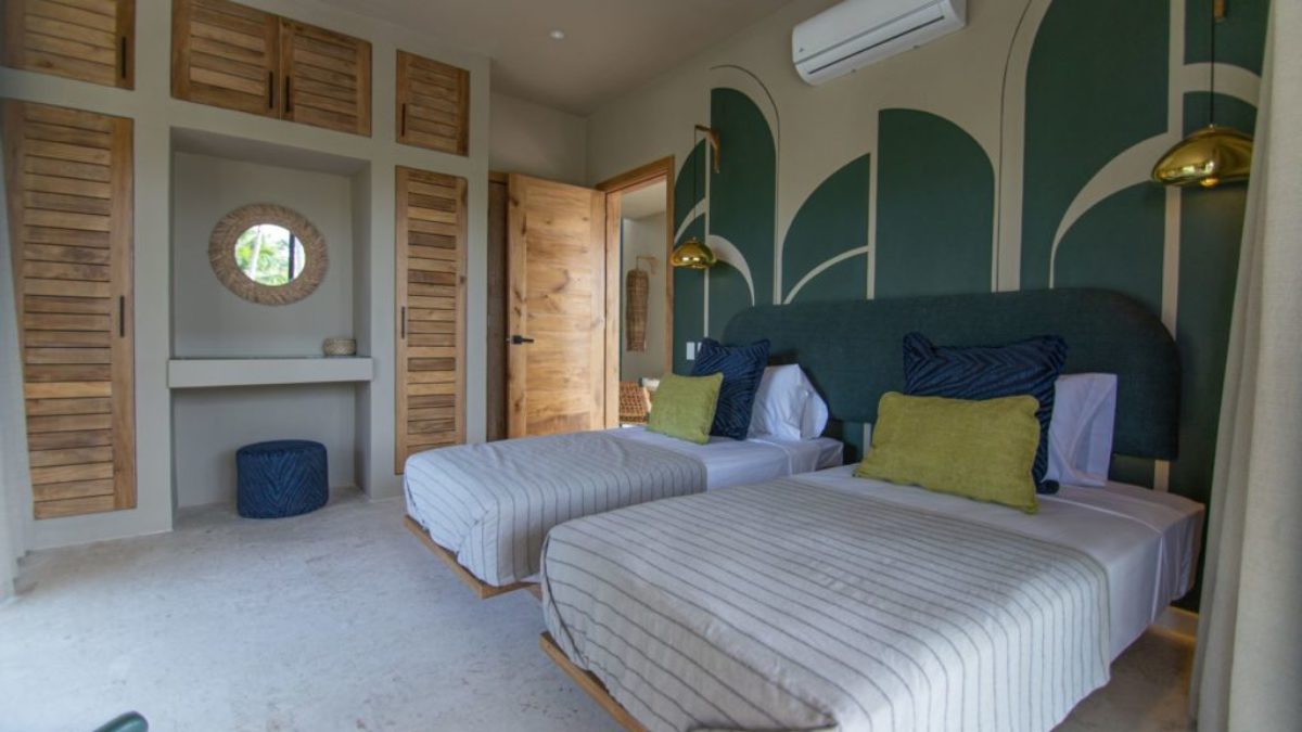 Coconut house28