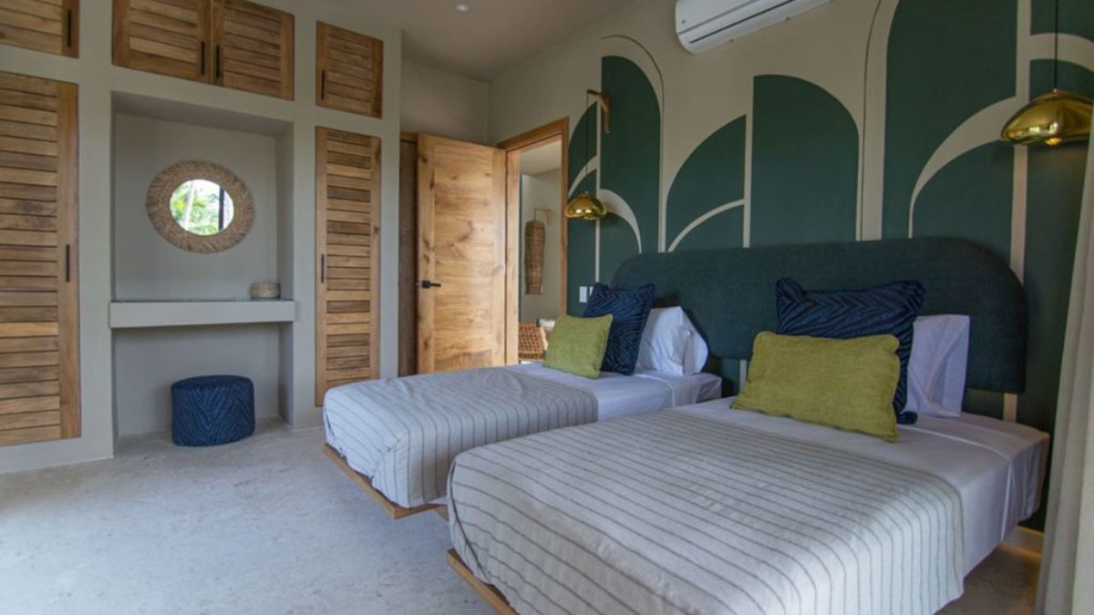 Coconut house35