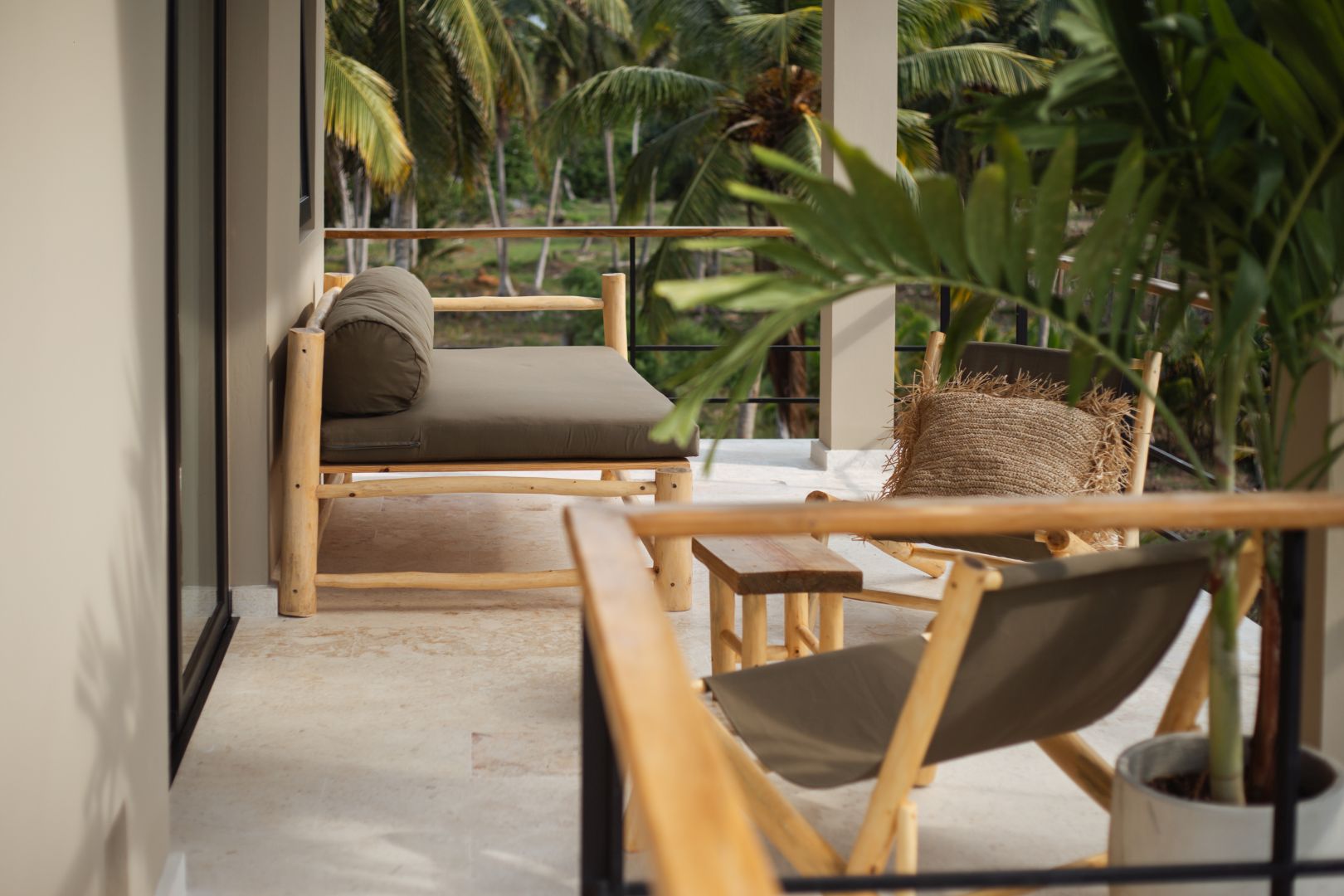 Coconut house4