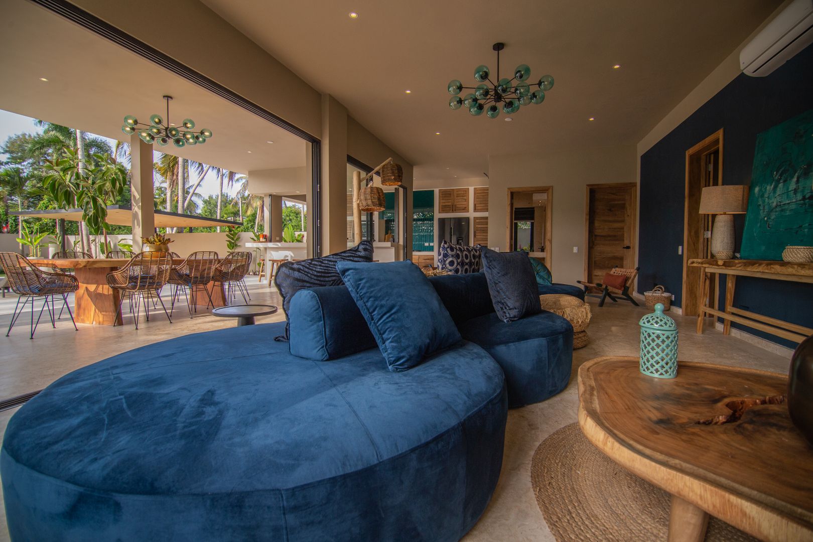 Coconut house9